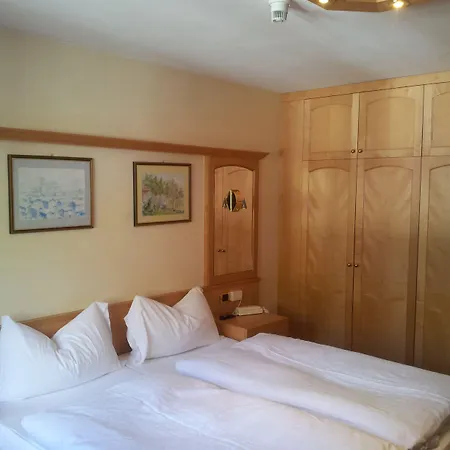 Bed & Breakfast Brigitte Hike & Bike 3*