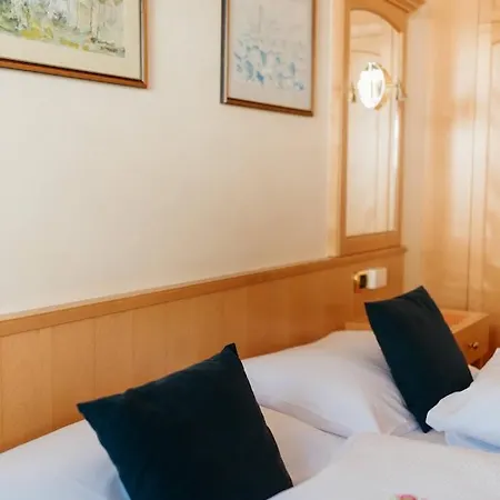 Bed & Breakfast Brigitte Hike & Bike 3*