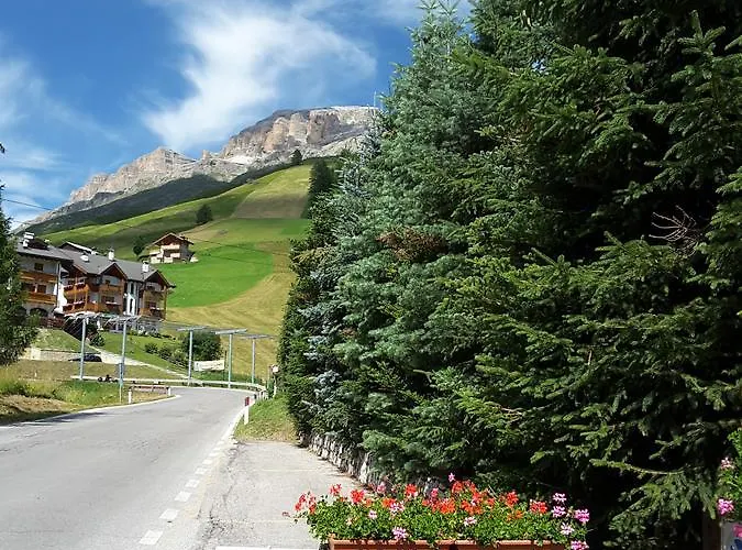 Bed & Breakfast Brigitte Hike & Bike Arabba